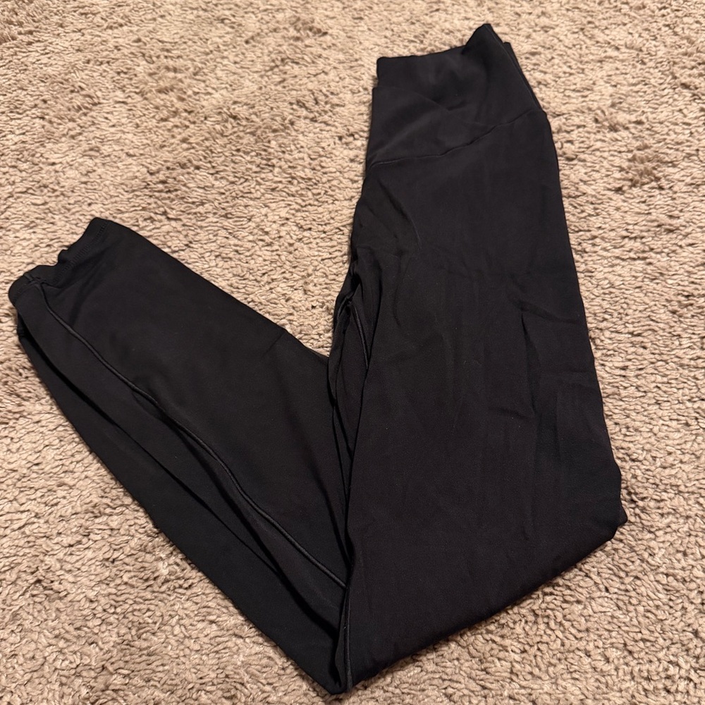 Offline by Aerie Real Me High Waisted Cross Over Legging - Picture 2 of 3